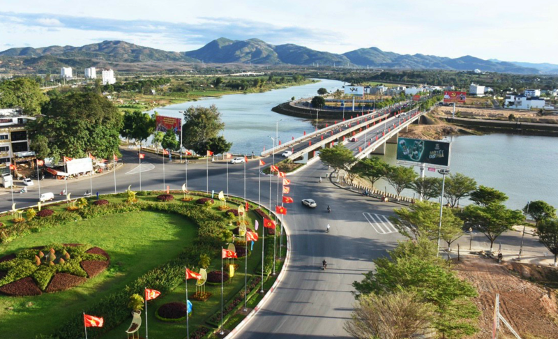 Cầu Dakbla Kon Tum