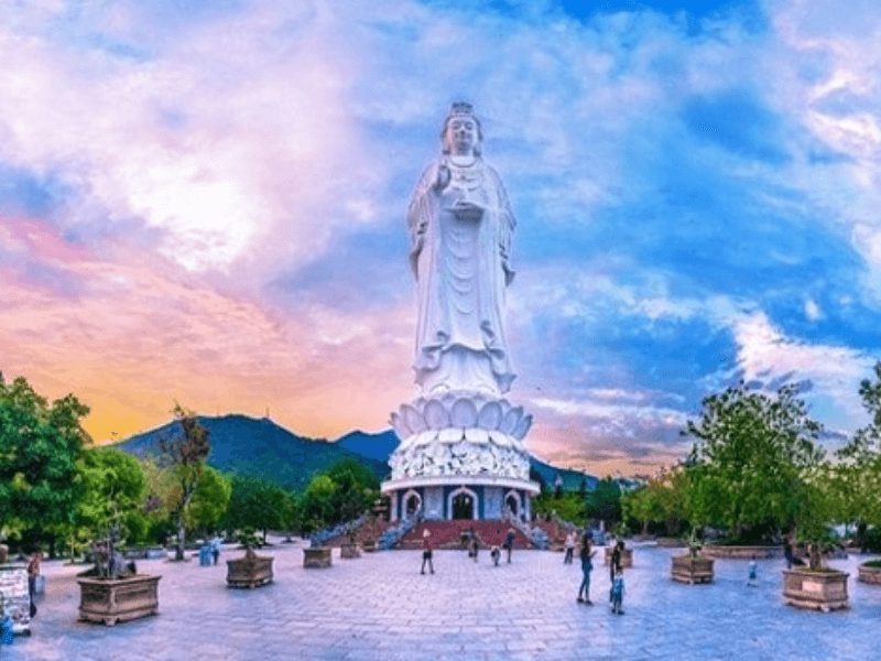Chùa Linh Ứng Sơn Trà – Tượng Phật Quan Âm cao nhất Việt Nam