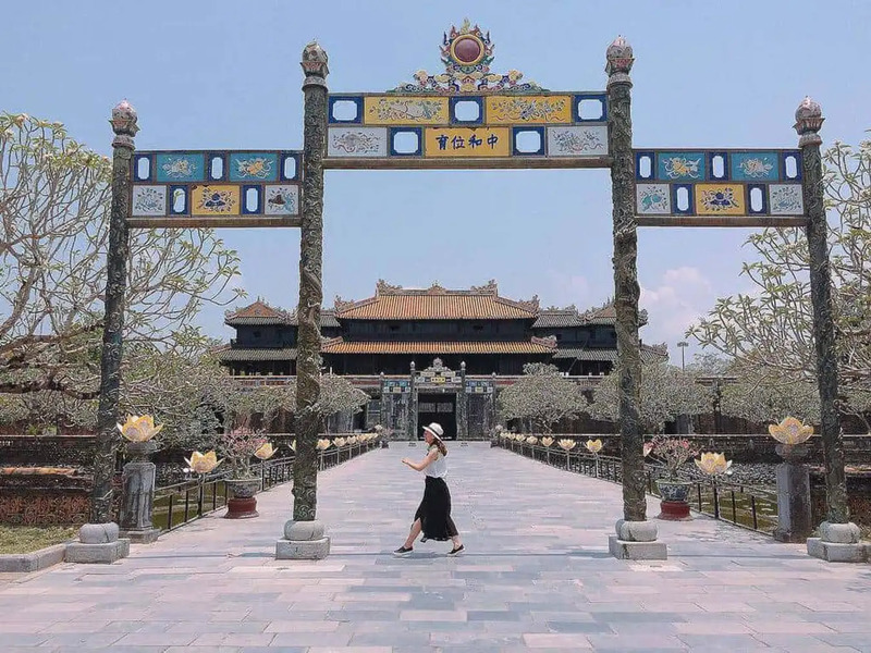 Chi phí du lịch Huế tự túc hết bao nhiêu tiền cho người mới