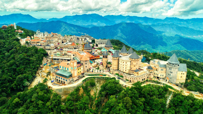 Bà Nà Hills thiên đàng nghỉ dưỡng ở vùng núi Đà Nẵng
