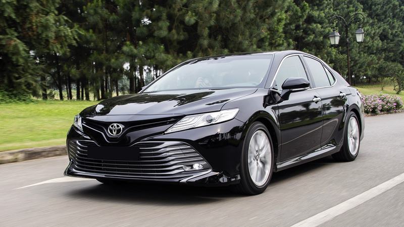 cho thuê xe Camry tại thuê xe Hana hiện đang cung cấp dòng xe Toyota Camry