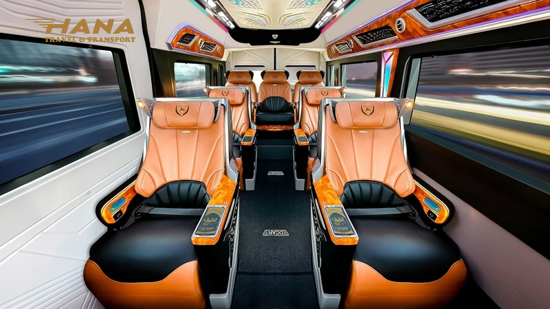 thuê xe Solati Limousine 9 chỗ tại Đà Nẵng xe mới chạy êm