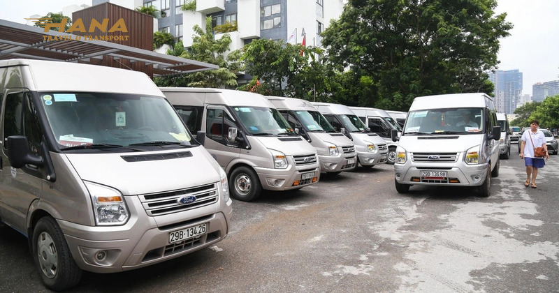 Đường khá cồng kềnh nên việc chọn tài xế tay lái vững giúp bạn an toàn hơn
