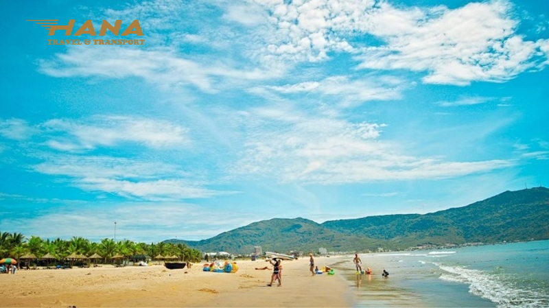 Bãi biển Bắc Mỹ An nằm tại phường Bắc Mỹ An, quận Ngũ Hành Sơn