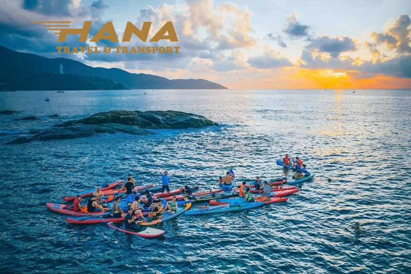 Chèo SUP tại bãi biển Mẫn Thái biển êm, dịu