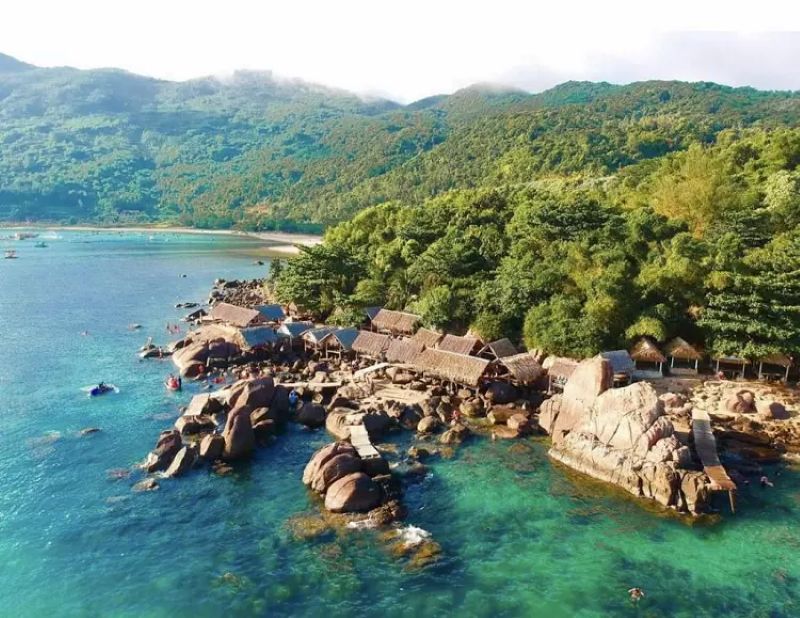 Không gian buổi chiều đẹp, lãng mạn phù hợp để tổ chức picnic