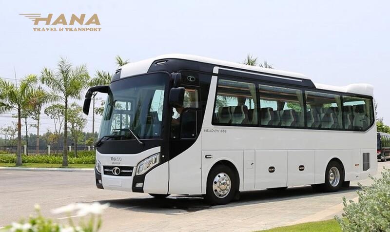 Hướng dẫn chọn xe đưa đón Đà Nẵng đi Núi Thần Tài tiện lợi nhất