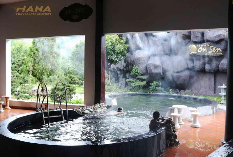 Trải nghiệm tắm khoáng Onsen trong nhà