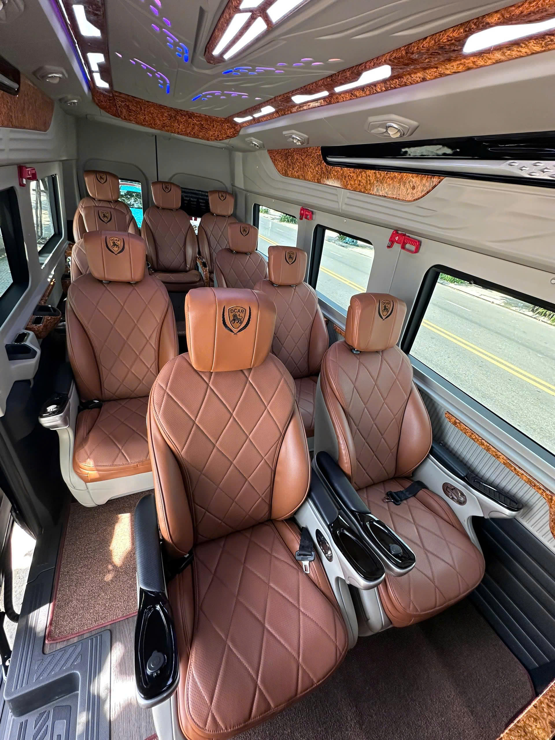 Hình ảnh xe Limousine tại Hana