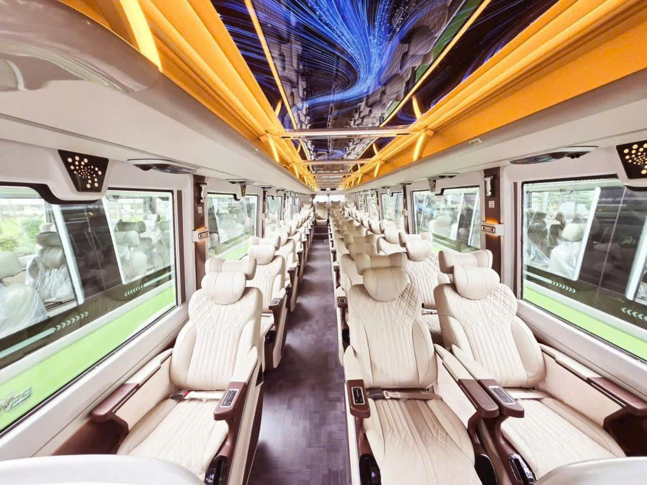 Hình ảnh xe Limousine tại Hana