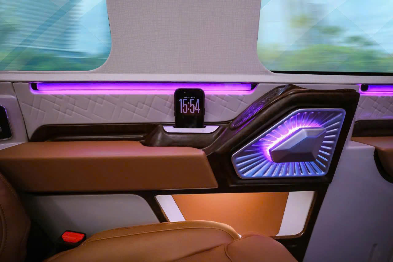 Hình ảnh xe Limousine tại Hana