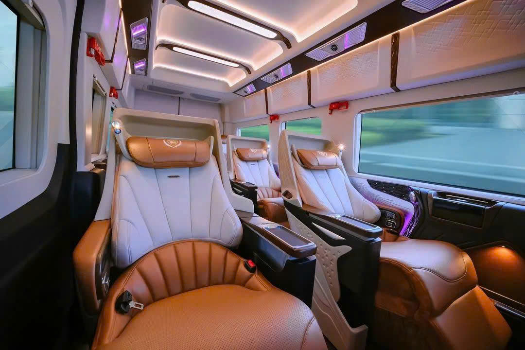 Hình ảnh xe Limousine tại Hana